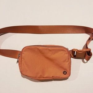 Lululemon belt bag